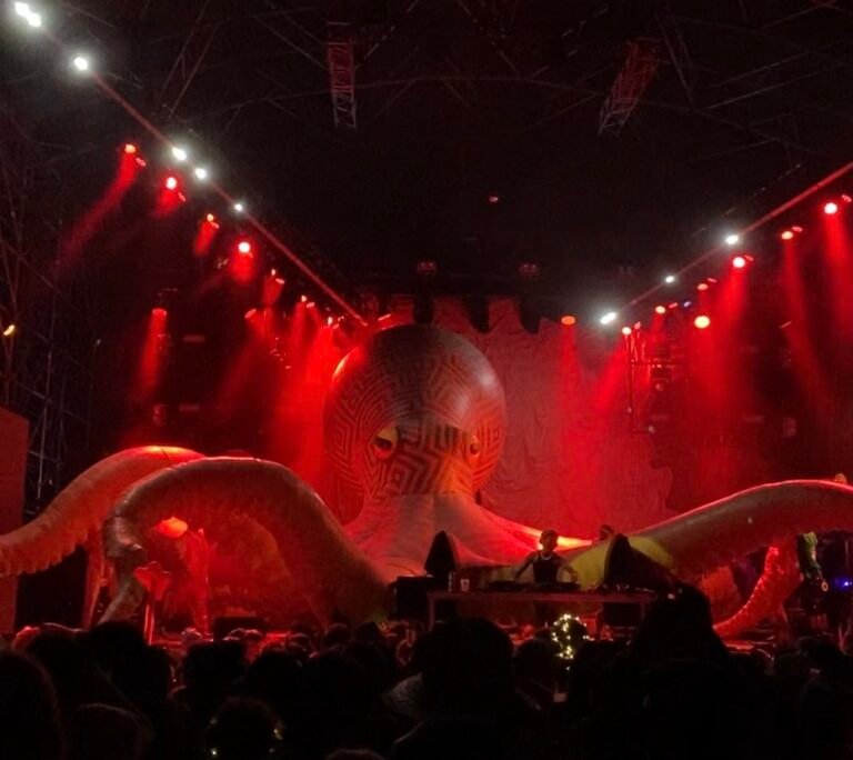 Attending the Last Splore – New Zealand’s famous music & arts festival!