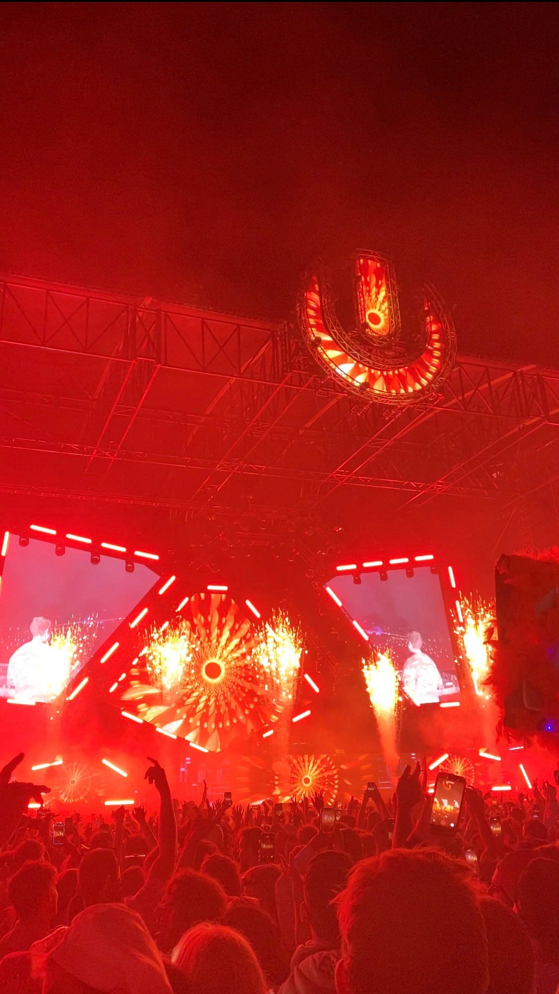 Zedd performing at Ultra New Zealand Main Stage